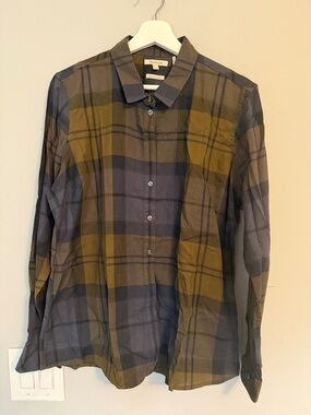 Barbour Olive and Navy Plaid Button-Down Shirt - Cotton
